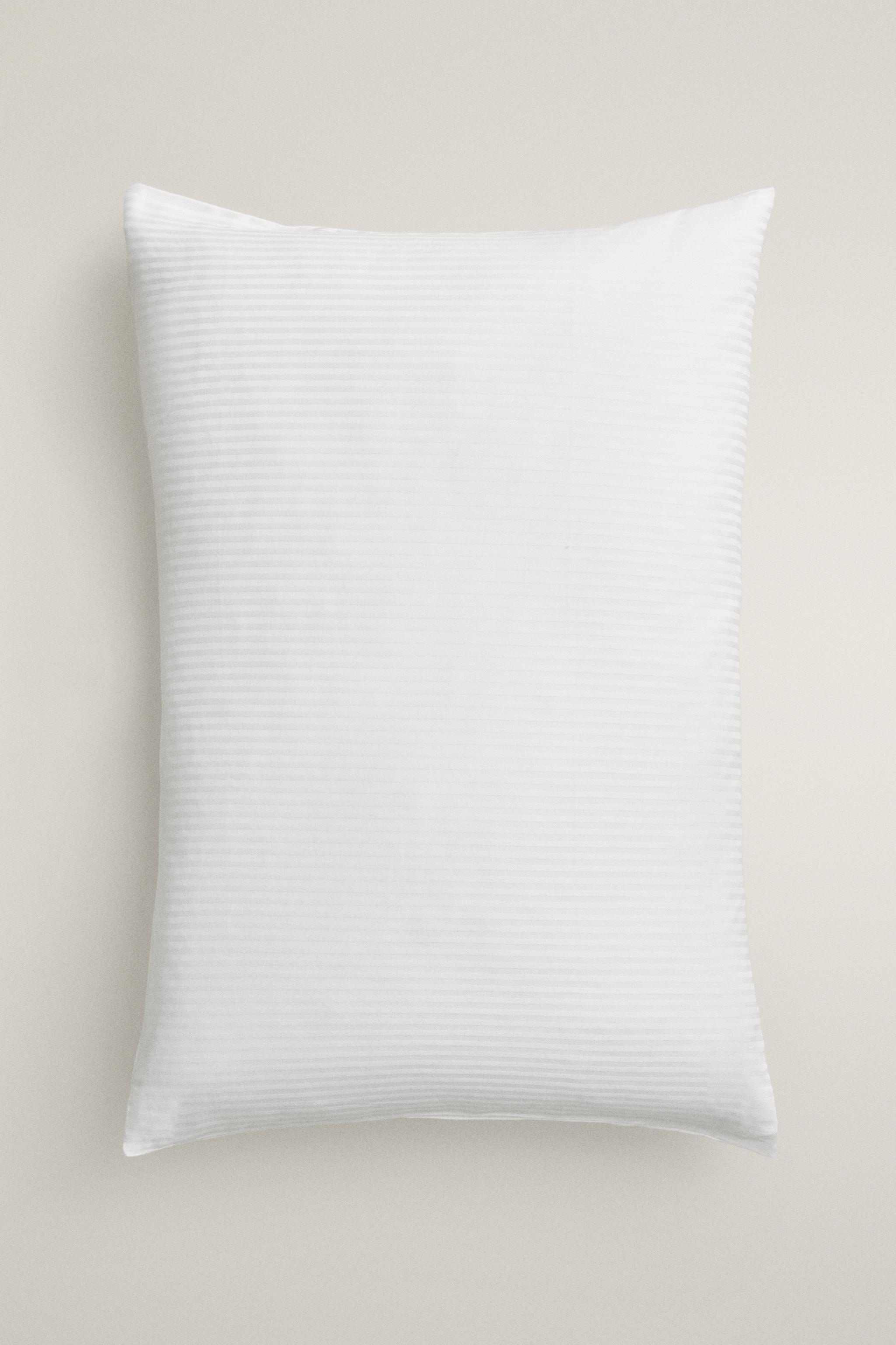 STRIPED COTTON PILLOW PROTECTOR